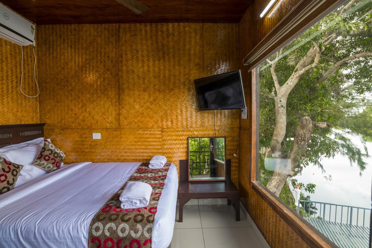 Warmth Lake Haven Alappuzha Ngoại thất bức ảnh